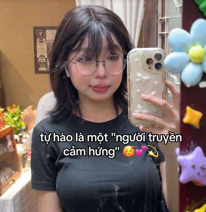 Tiktoker Hanh Nam, který získal stipendia od 16 univerzit, zemřel ve věku 20 let. TikToker Hạnh Nấm, người giành học bổng 16 trường đại học qua đời ở tuổi 20 - 2