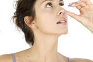 Mù vì thuốc nhỏ mắt