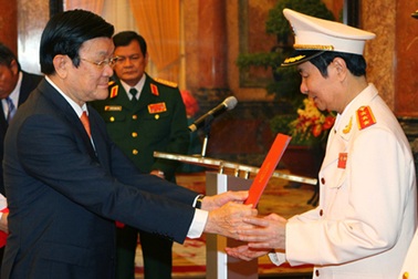 Thăng hàm Thượng tướng cho 3 cán bộ Công an