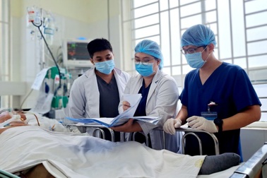 TPHCM: Bác sĩ "khuyên về lo hậu sự", người đàn ông thoát cái chết thần kỳ