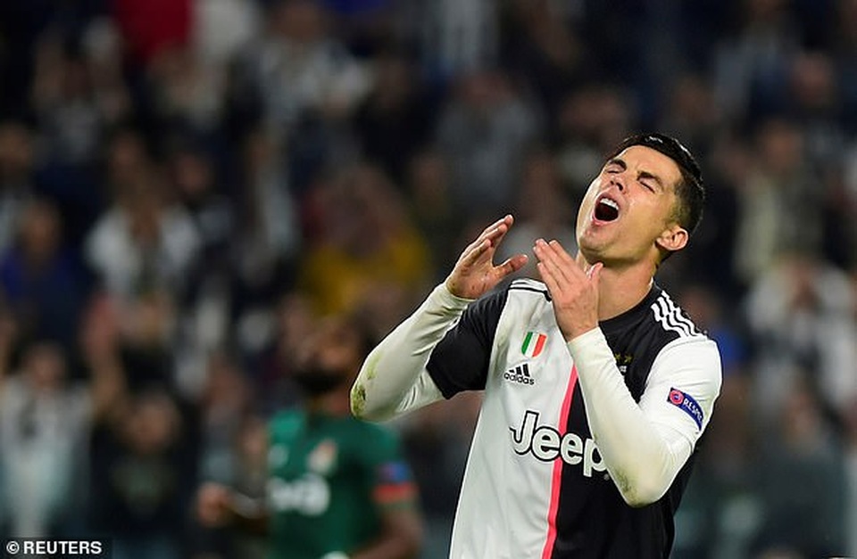 C.Ronaldo suýt rời Juventus để gia nhập PSG - 2 C.Ronaldo suýt rời Juventus để gia nhập PSG - 2