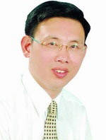 Sếp, vợ sếp và “chân dài” công sở