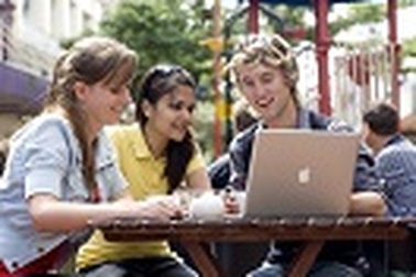 Triển lãm du học Úc 2013 