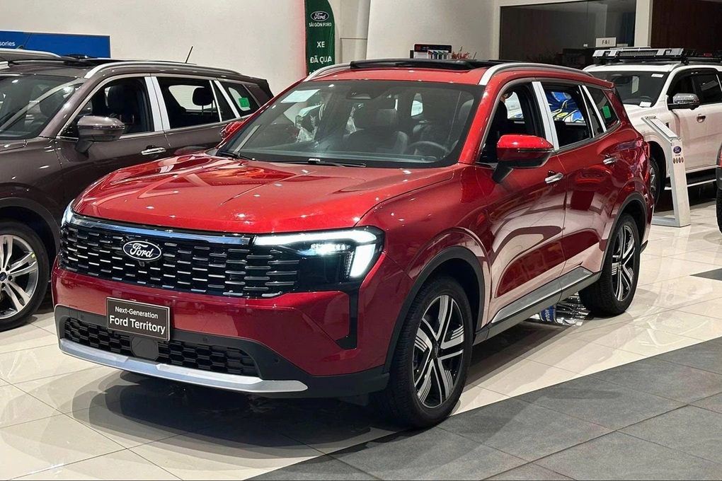 Mazda CX-5 lại có giá khởi điểm ngang SUV hạng B, làm khó Ford Territory - 1 Mazda CX-5 lại có giá khởi điểm ngang SUV hạng B, làm khó Ford Territory - 1