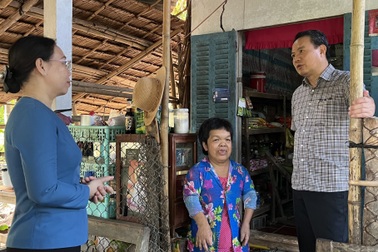 Phát huy tinh thần chịu khó làm ăn của người dân để vươn lên thoát nghèo