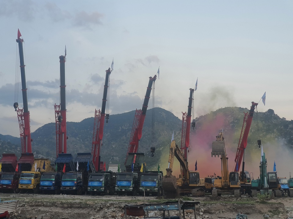 Ninh Thuận khởi công xây dựng cảng biển Cà Ná - 2 Ninh Thuận khởi công xây dựng cảng biển Cà Ná - 2