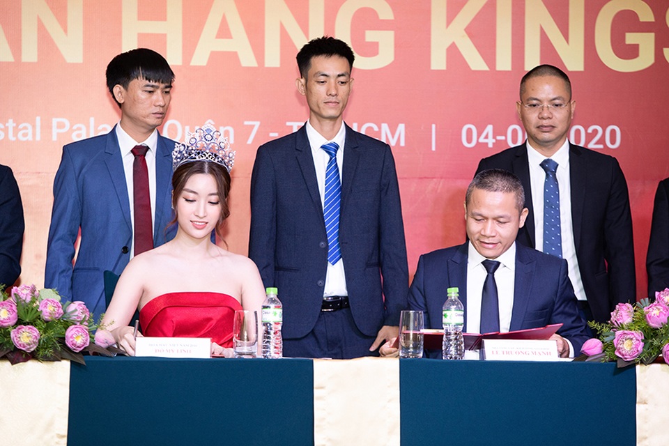 KINGSPORT chọn Hoa Hậu Đỗ Mỹ Linh là đại sứ thương hiệu - 2 KINGSPORT chọn Hoa Hậu Đỗ Mỹ Linh là đại sứ thương hiệu - 2