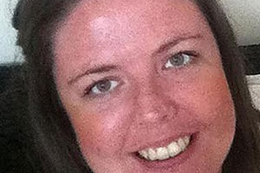 Trúng số hơn 924 tỉ đồng, bạn bè trở mặt