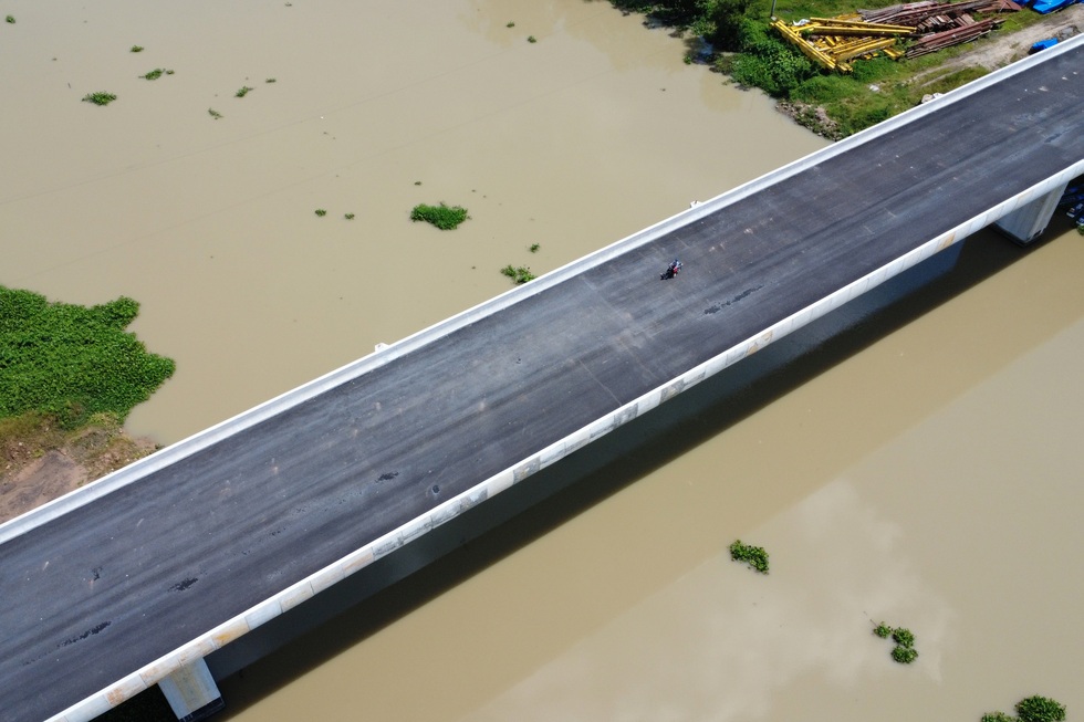 Tây Ninh huy động mọi nguồn lực xây dựng hạ tầng giao thông đồng bộ