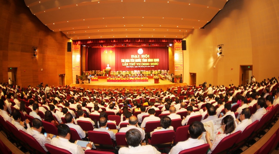 Bình Định tiếp tục phát triển du lịch làm ngành kinh tế mũi nhọn - 1 Bình Định tiếp tục phát triển du lịch làm ngành kinh tế mũi nhọn - 1