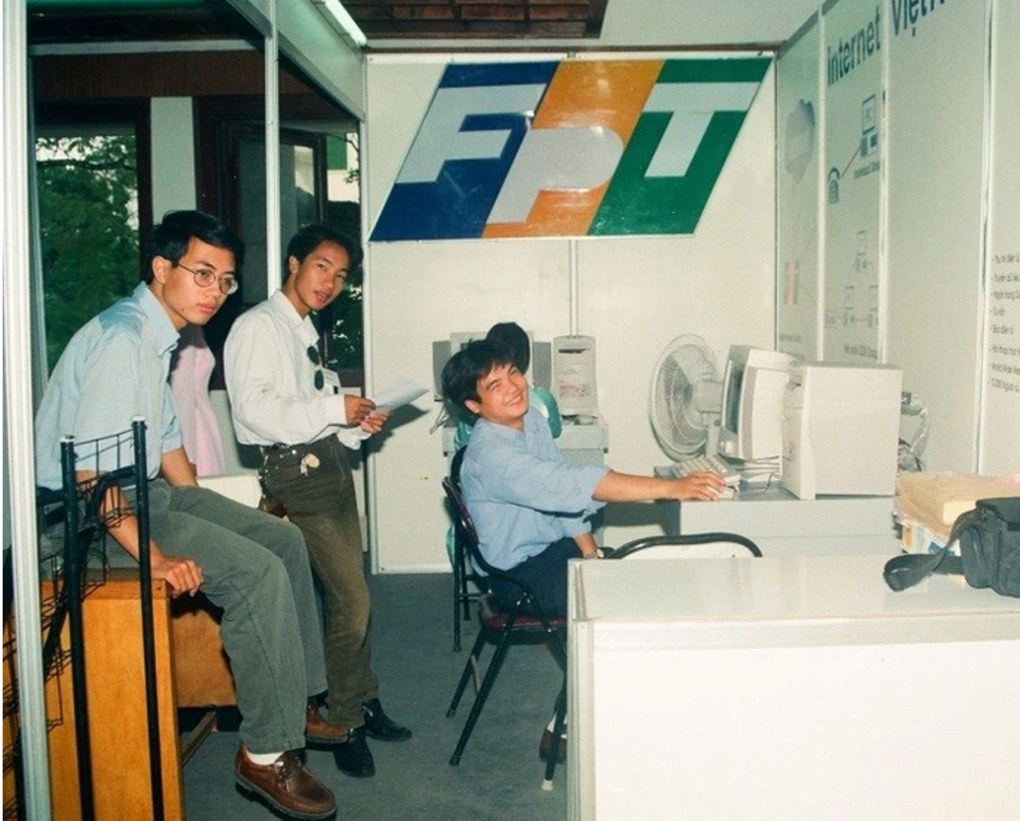 Dấu ấn của Viễn thông FPT trong 25 năm phát triển Internet Việt Nam - 1 Dấu ấn của Viễn thông FPT trong 25 năm phát triển Internet Việt Nam - 1