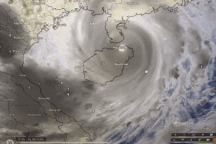 Bão Yagi giảm 1 cấp sau khi vào đảo Hải Nam