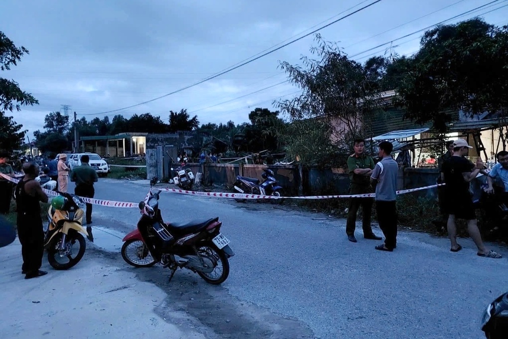 Rủ hàng xóm đến nhậu rồi chém đối phương tử vong - 1 Rủ hàng xóm đến nhậu rồi chém đối phương tử vong - 1