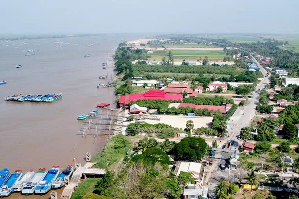 Khai trương cặp cửa khẩu cùng tên ở biên giới Việt Nam - Campuchia - 2 Khai trương cặp cửa khẩu cùng tên ở biên giới Việt Nam - Campuchia - 2