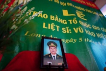 Xúc động lễ trao bằng Tổ quốc ghi công cho liệt sĩ Bộ đội Biên phòng