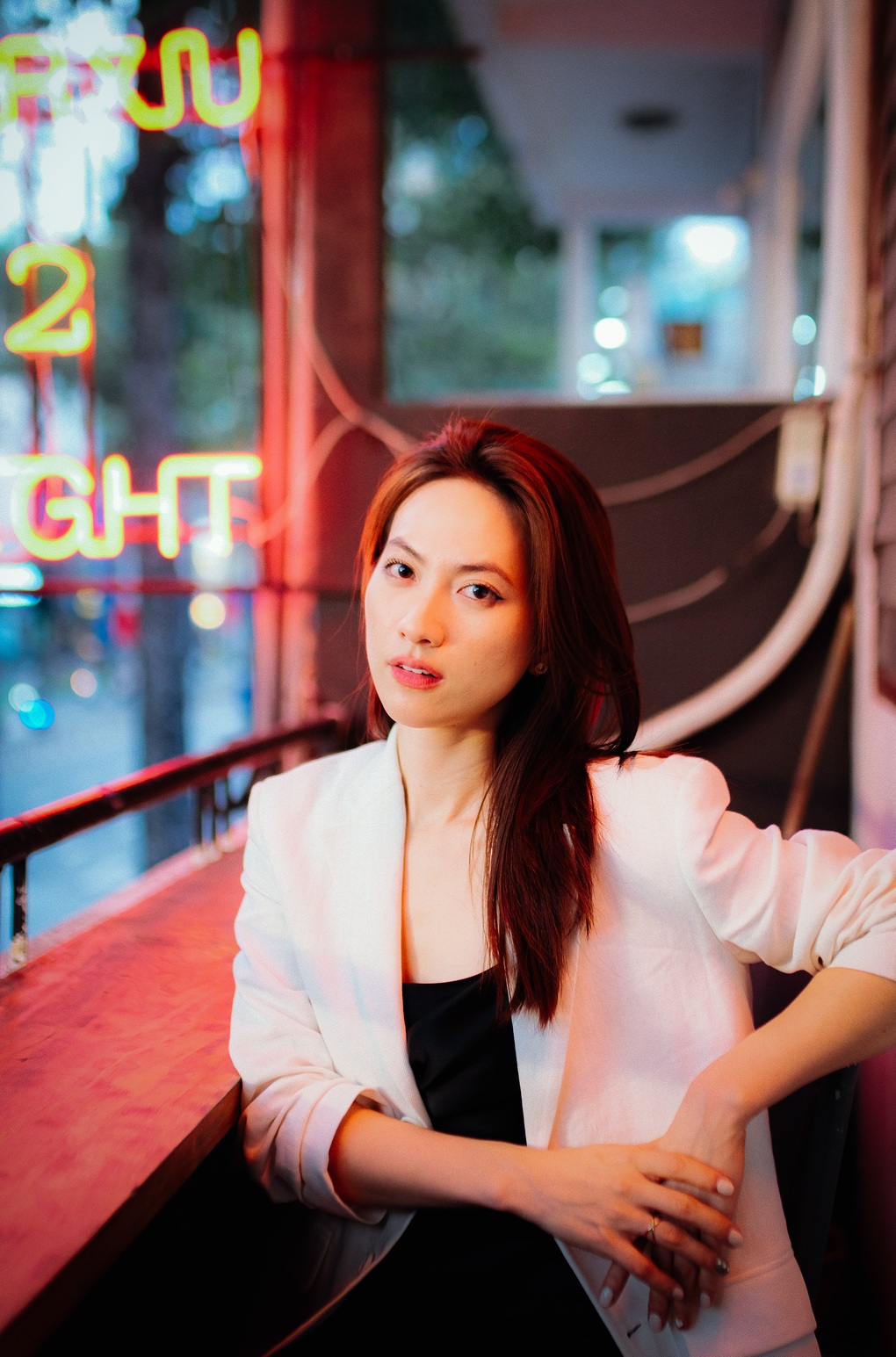 Ngọc nữ Phương Anh Đào: Tôi chưa bao giờ ngại vì cha mẹ bán xôi ở chợ - 4 Ngọc nữ Phương Anh Đào: Tôi chưa bao giờ ngại vì cha mẹ bán xôi ở chợ - 4
