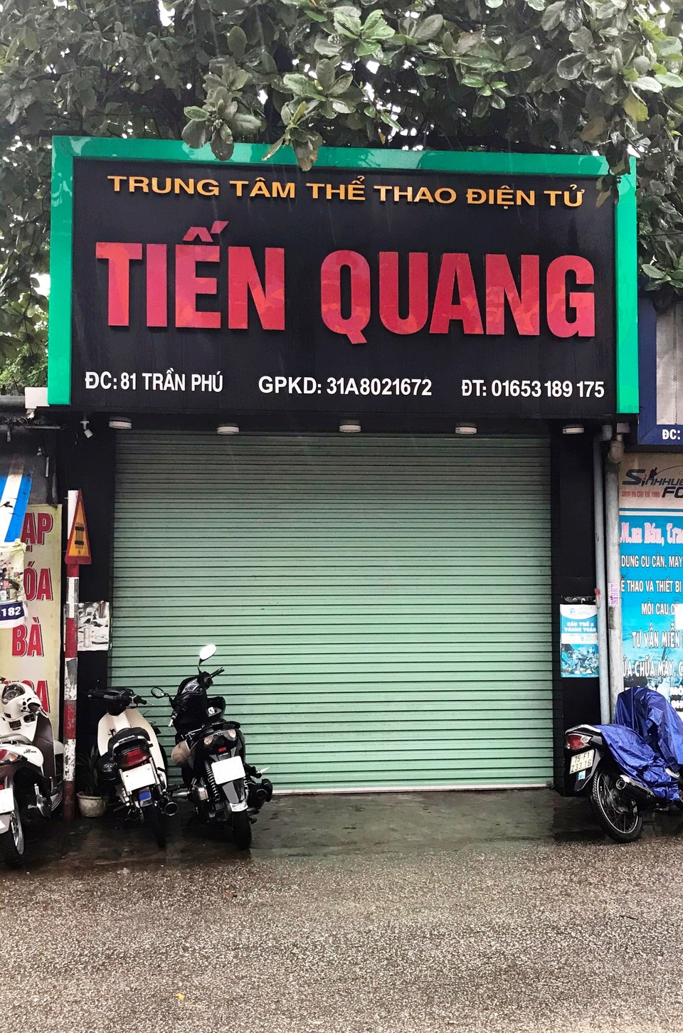 Hơn 50 game thủ say sưa chơi trong quán net chui mùa Covid - 1 Hơn 50 game thủ say sưa chơi trong quán net chui mùa Covid - 1