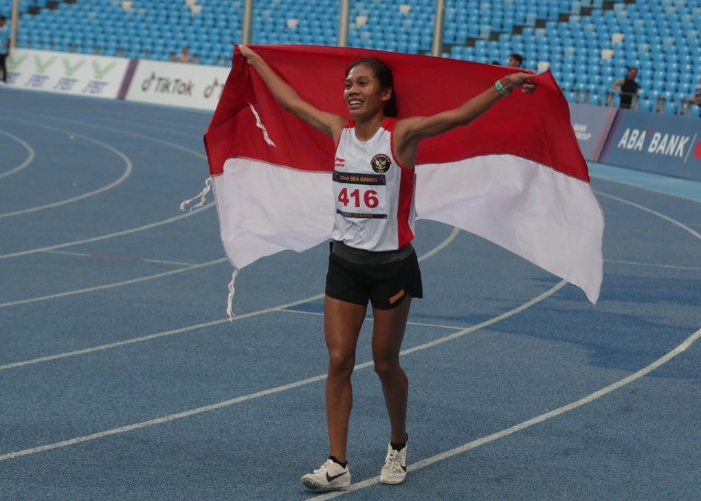 Đối thủ người Indonesia: Nguyễn Thị Oanh, Hồng Lệ ở trình độ Olympic - 1 Đối thủ người Indonesia: Nguyễn Thị Oanh, Hồng Lệ ở trình độ Olympic - 1
