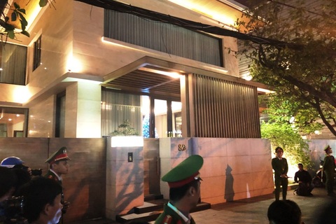 Vợ, con Vũ “nhôm” không có mặt khi công an khám nhà bị can