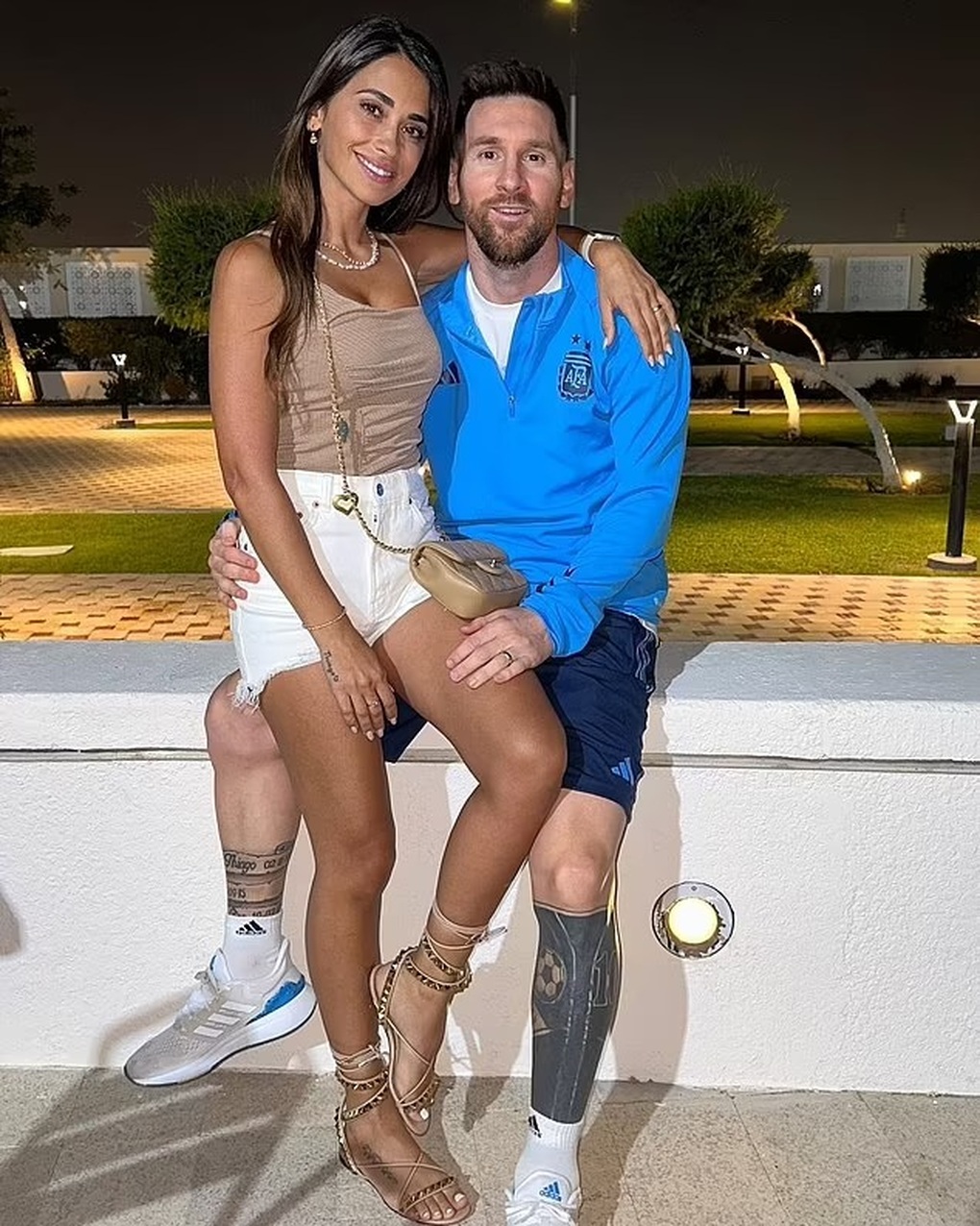 Lionel Messi và Cristiano Ronaldo có cách yêu hoàn toàn đối lập - 3 Lionel Messi và Cristiano Ronaldo có cách yêu hoàn toàn đối lập - 3