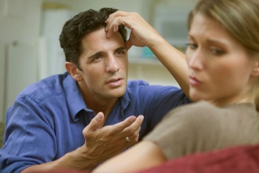 Tôi không còn yêu vợ vì cô ấy quá xem thường nhà chồng