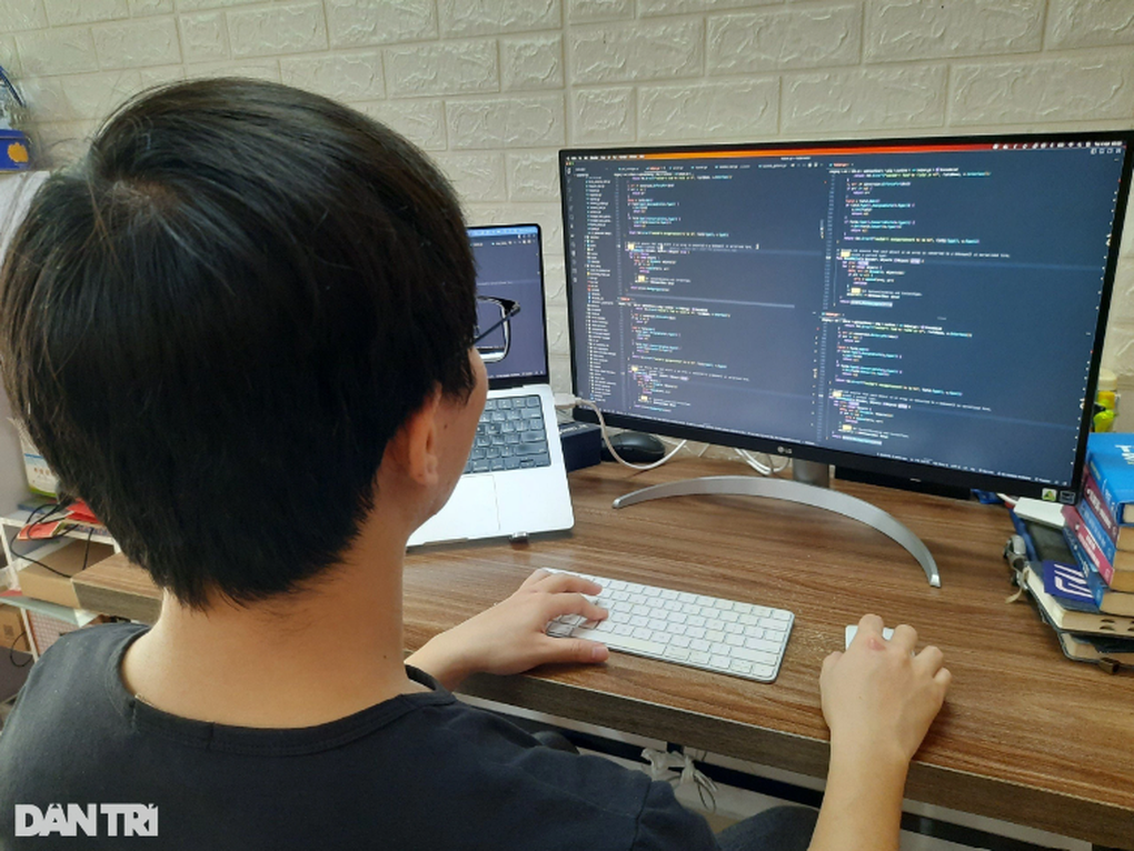 Từng kiếm nghìn USD mỗi tháng nay kỹ sư bị nợ lương, về quê cắm câu - 1 Từng kiếm nghìn USD mỗi tháng nay kỹ sư bị nợ lương, về quê cắm câu - 1