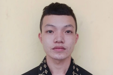 Khống chế, giam giữ cô gái 17 tuổi trong phòng ngủ