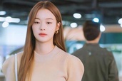 Em trai dẫn người yêu về ra mắt, tôi chết lặng khi thấy em dâu tương lai