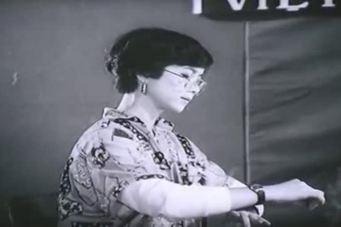 Hoa hậu Bùi Bích Phương trổ tài đóng kịch câm trong phim