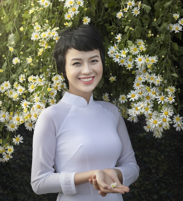 5 nữ sinh vừa đẹp vừa giỏi của lò luyện hoa hậu Đại học Ngoại thương - 8 5 nữ sinh vừa đẹp vừa giỏi của lò luyện hoa hậu Đại học Ngoại thương - 8