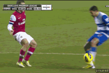 Jack Wilshere, nạn nhân mới của những pha vào bóng ghê rợn