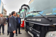 Thứ trưởng Bộ GTVT: “Dân đã khổ rồi, đến ngày tết lại còn nâng giá vé xe”