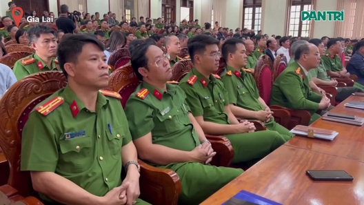 Toàn cảnh họp báo thông tin vụ cướp ngân hàng ở Gia Lai