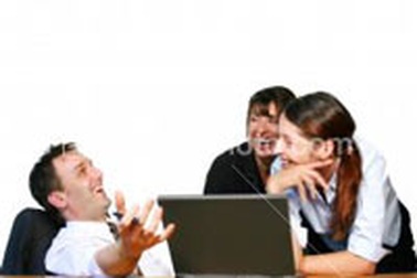 Những "cầu thủ đá banh" trong văn phòng