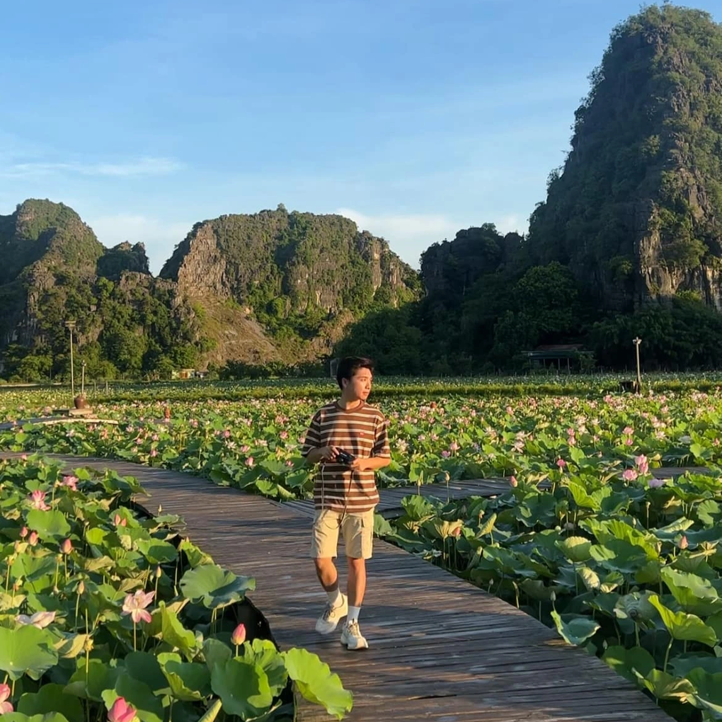 Đi Ninh Bình ngắm lúa chín đẹp mê, khách ở Hà Nội tiêu 1 triệu đồng/2 ngày - 3 Đi Ninh Bình ngắm lúa chín đẹp mê, khách ở Hà Nội tiêu 1 triệu đồng/2 ngày - 3