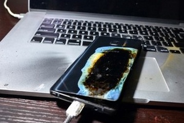 Galaxy Note7 phiên bản sửa lỗi vẫn phát nổ khi sạc pin