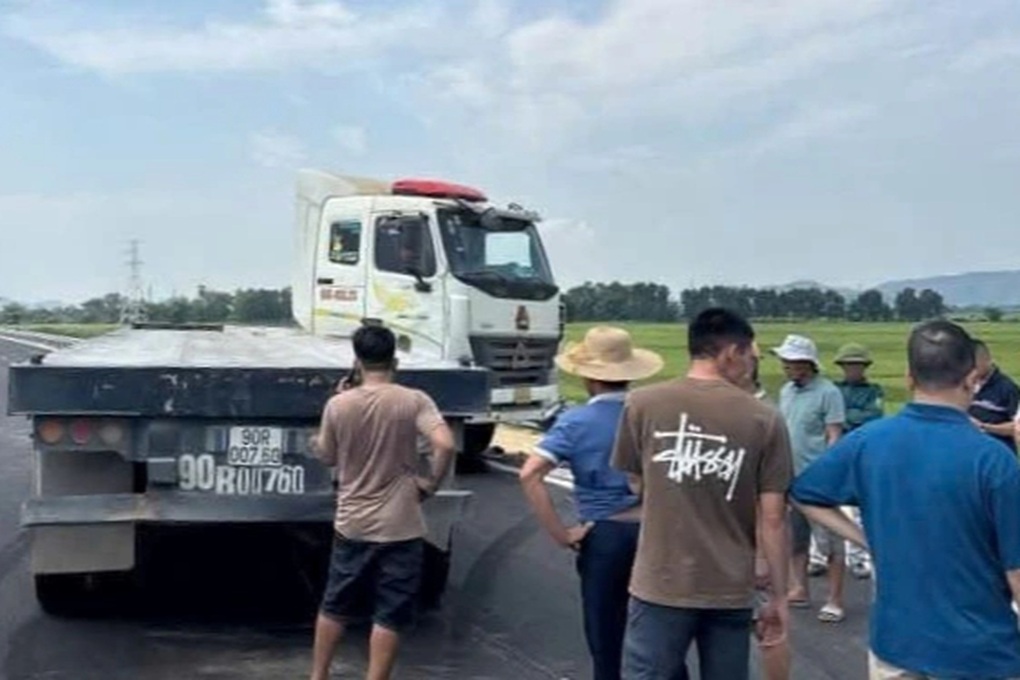 Cao tốc Bắc - Nam qua Hà Tĩnh, Thanh Hóa ách tắc trong ngày cuối kỳ nghỉ lễ - 1 Cao tốc Bắc - Nam qua Hà Tĩnh, Thanh Hóa ách tắc trong ngày cuối kỳ nghỉ lễ - 1