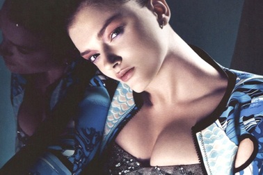 Lily Donaldson: Gợi cảm và trẻ trung