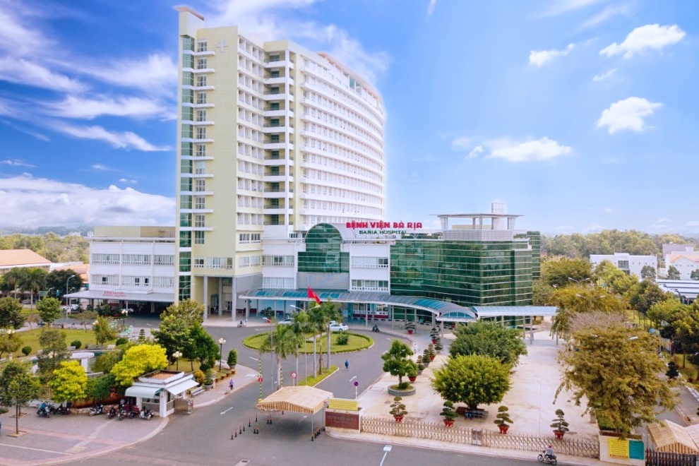 Vụ bệnh viện bị tố chậm cấp cứu khiến nam sinh tử vong: Trích xuất camera - 1