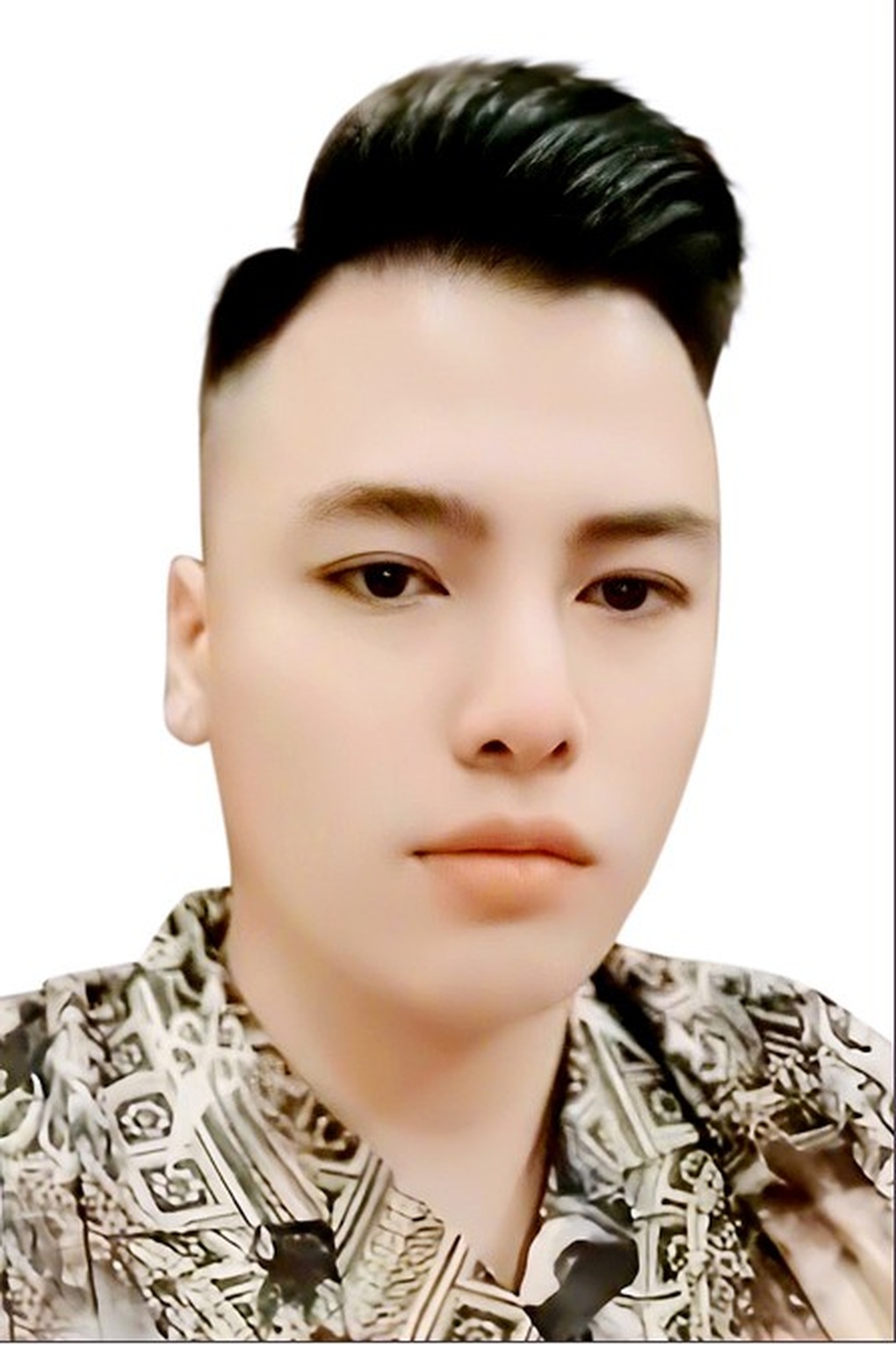 Truy tìm thanh niên bị tố ép nữ nhân viên quán bar dùng ma túy rồi hiếp dâm - 1 Truy tìm thanh niên bị tố ép nữ nhân viên quán bar dùng ma túy rồi hiếp dâm - 1