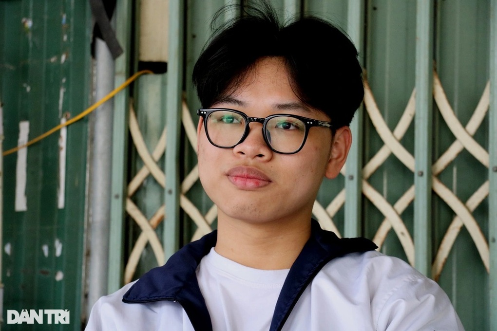 Tiết lộ ước mơ của nam sinh giành Huy chương Vàng Olympic hóa học quốc tế - 1 Tiết lộ ước mơ của nam sinh giành Huy chương Vàng Olympic hóa học quốc tế - 1