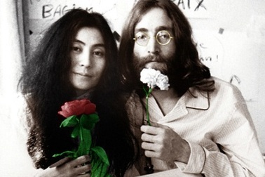 Sự thật về cuộc sống hôn nhân của John Lennon được hé lộ