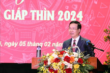 Chủ tịch nước kiểm tra công tác sẵn sàng chiến đấu tại Bộ Tư lệnh Cảnh vệ và Bộ Tư lệnh Cảnh sát Cơ động