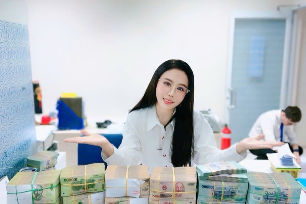 Cỗ máy lợi nhuận của bà trùm Mailisa: Loạt dịch vụ, mỹ phẩm tiền triệu - 1 Cỗ máy lợi nhuận của bà trùm Mailisa: Loạt dịch vụ, mỹ phẩm tiền triệu - 1