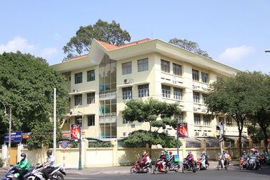 TP. Hồ Chí Minh:  Một trường tiểu học ở trung tâm bị rung lắc bất thường