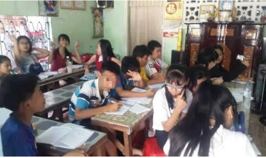 Kỳ lạ chương trình học ngày càng khó, học sinh lại toàn điểm 9, 10 - 4 Kỳ lạ chương trình học ngày càng khó, học sinh lại toàn điểm 9, 10 - 4