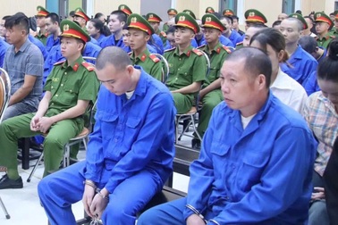 60 bị cáo hầu tòa trong vụ lừa đảo hơn 16 tỷ đồng qua sàn vàng ảo