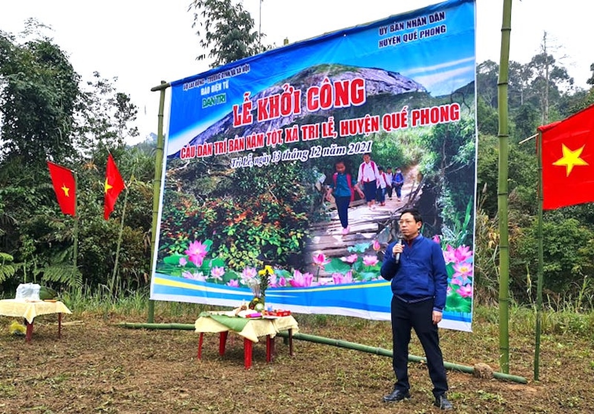 Khởi công xây cầu Dân trí thứ 21 tại xã vùng biên Việt - Lào - 1 Khởi công xây cầu Dân trí thứ 21 tại xã vùng biên Việt - Lào - 1