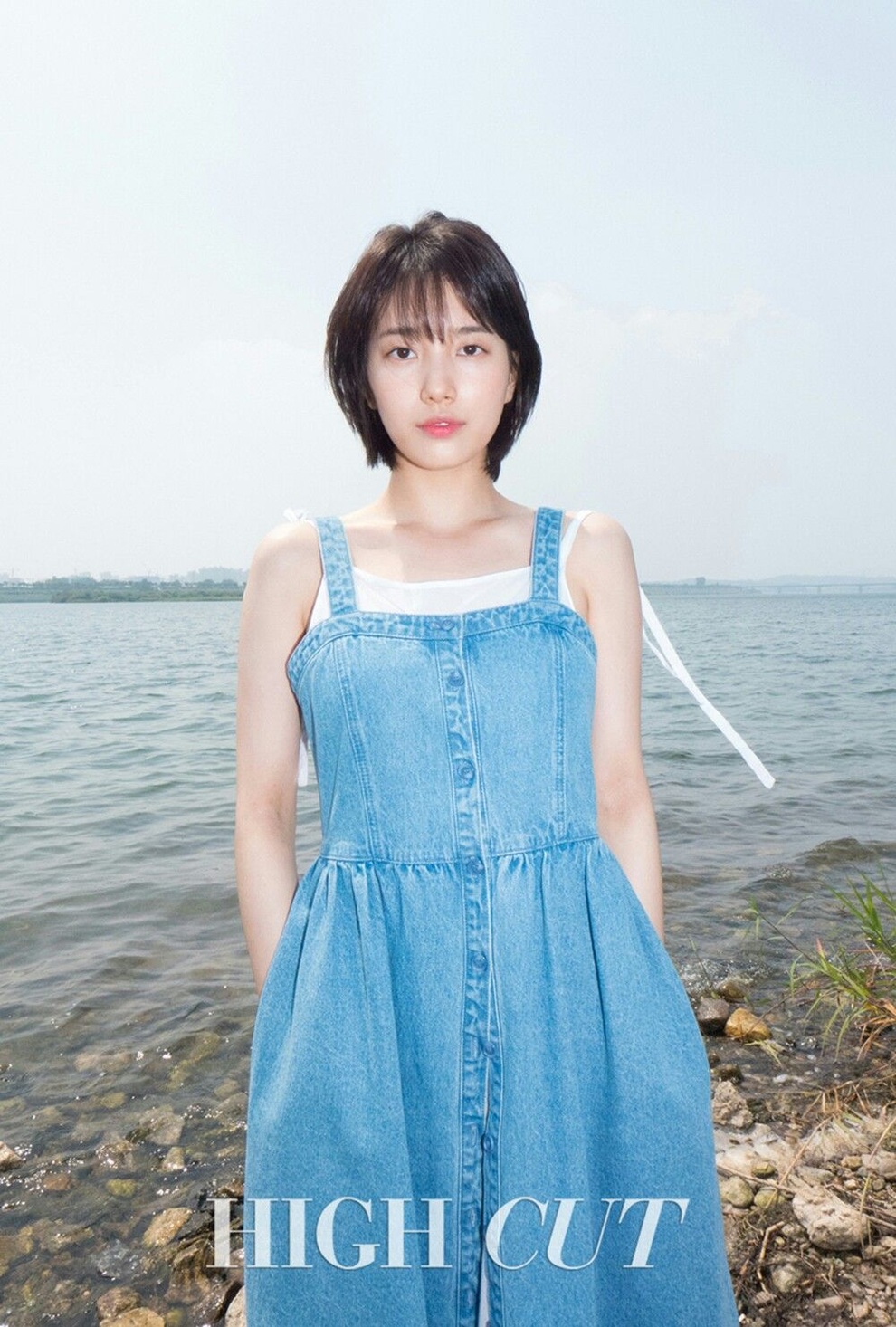 Biến hóa với muôn kiểu tóc ngắn để hack tuổi cùng sao - 15