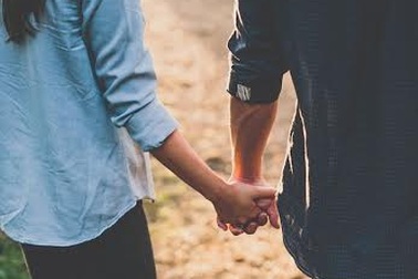 Tháng Mười Hai lặng lẽ